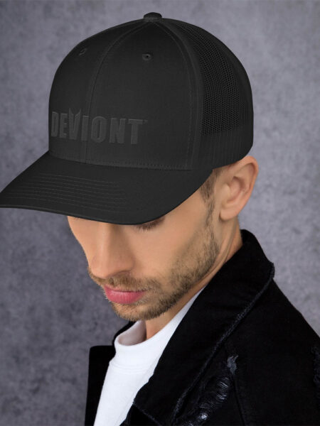 Retro Trucker Cap - Moniker (Black)